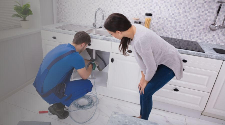 Expert burst pipe repair services in Wrightsboro, TX