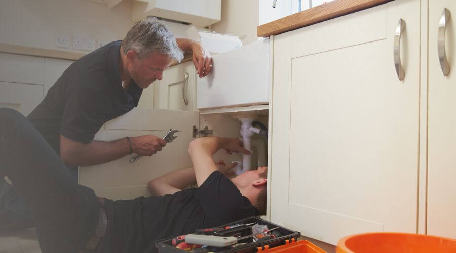 Professional burst pipe repair services in Wrightsboro, TX